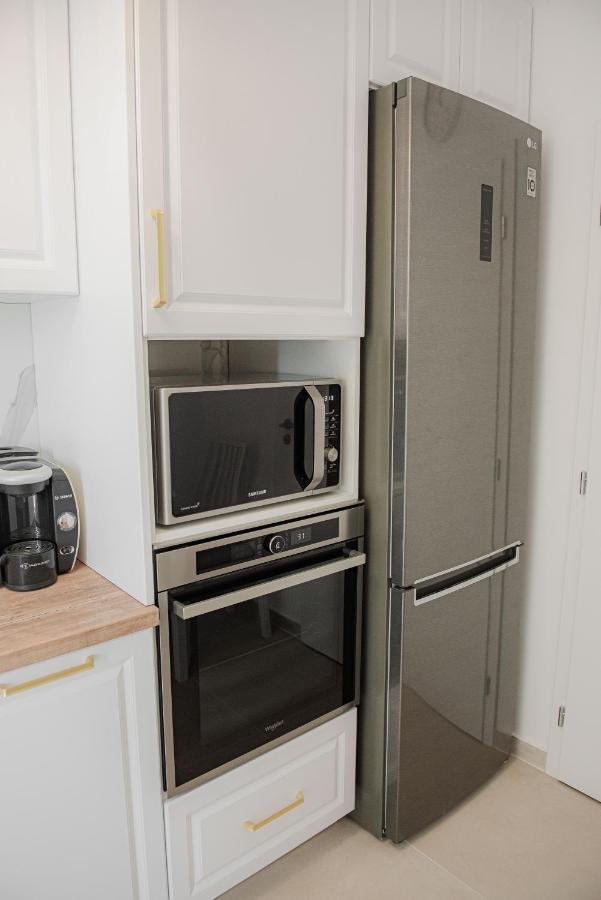 Modern Apartment In 티미쇼아라 외부 사진