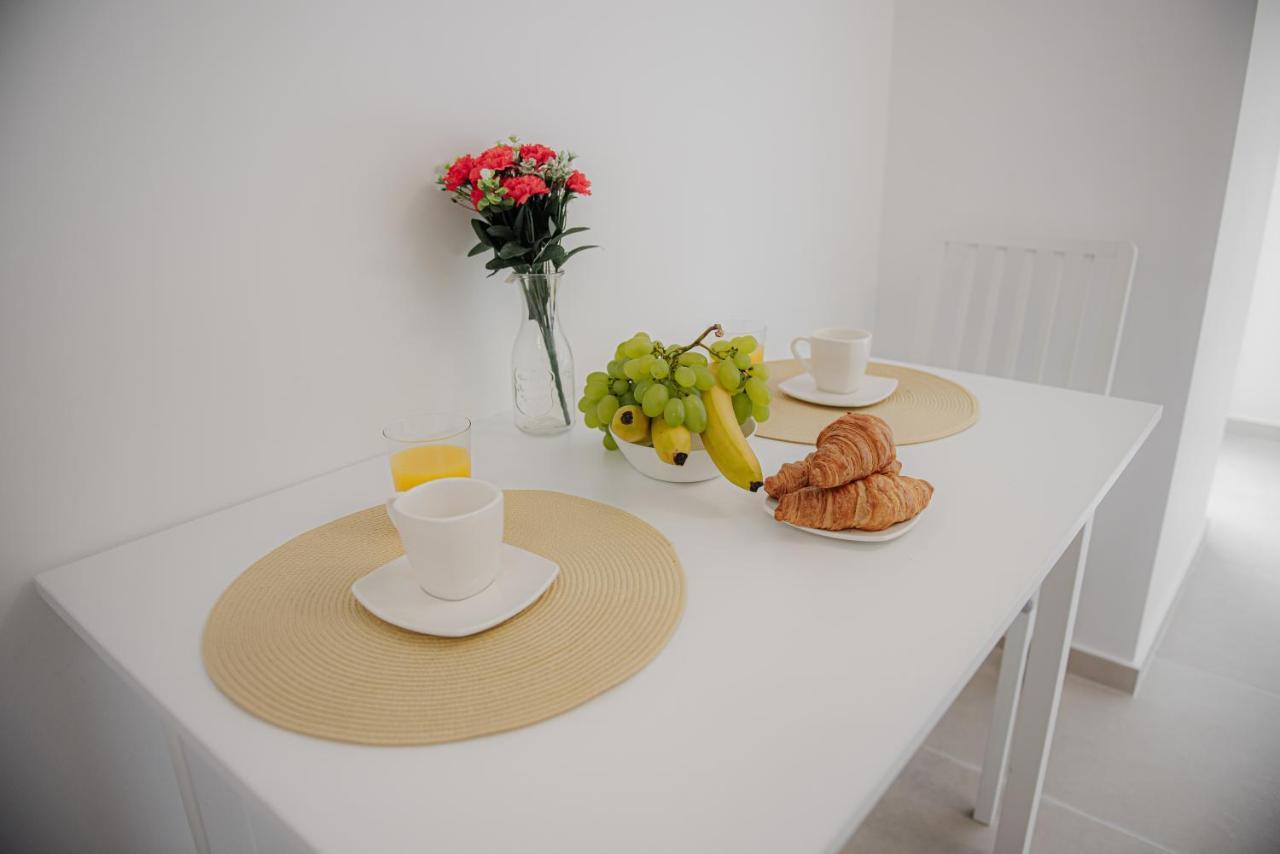 Modern Apartment In 티미쇼아라 외부 사진