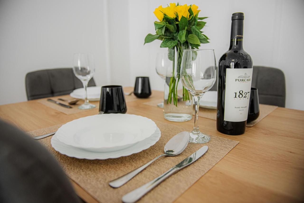 Modern Apartment In 티미쇼아라 외부 사진