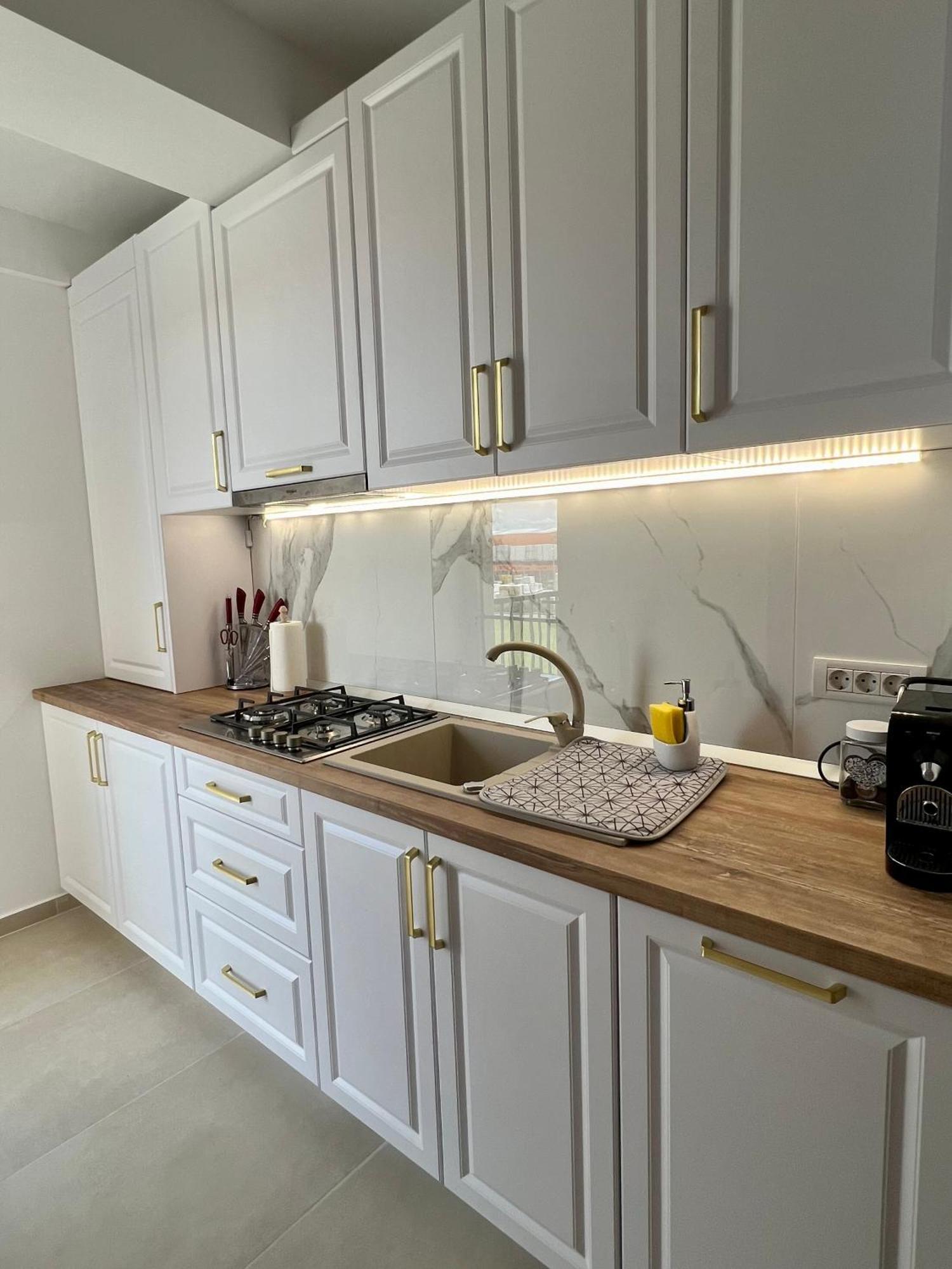 Modern Apartment In 티미쇼아라 외부 사진